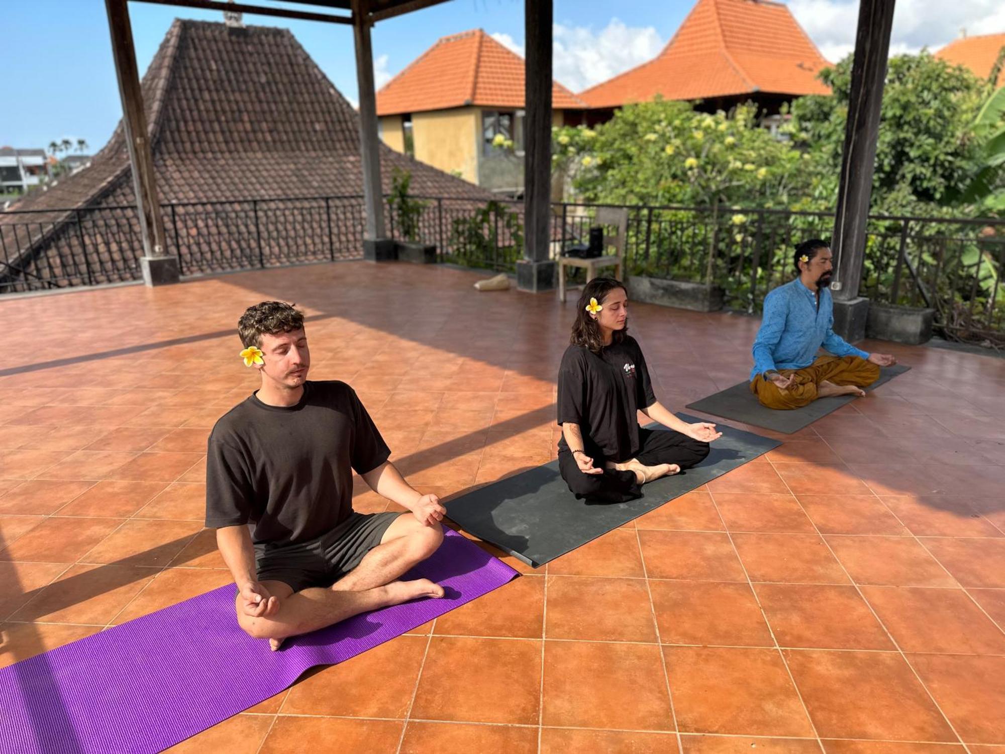 Diuma Residence Yoga Meditation Retreat And Healing Center Sanur Extérieur photo
