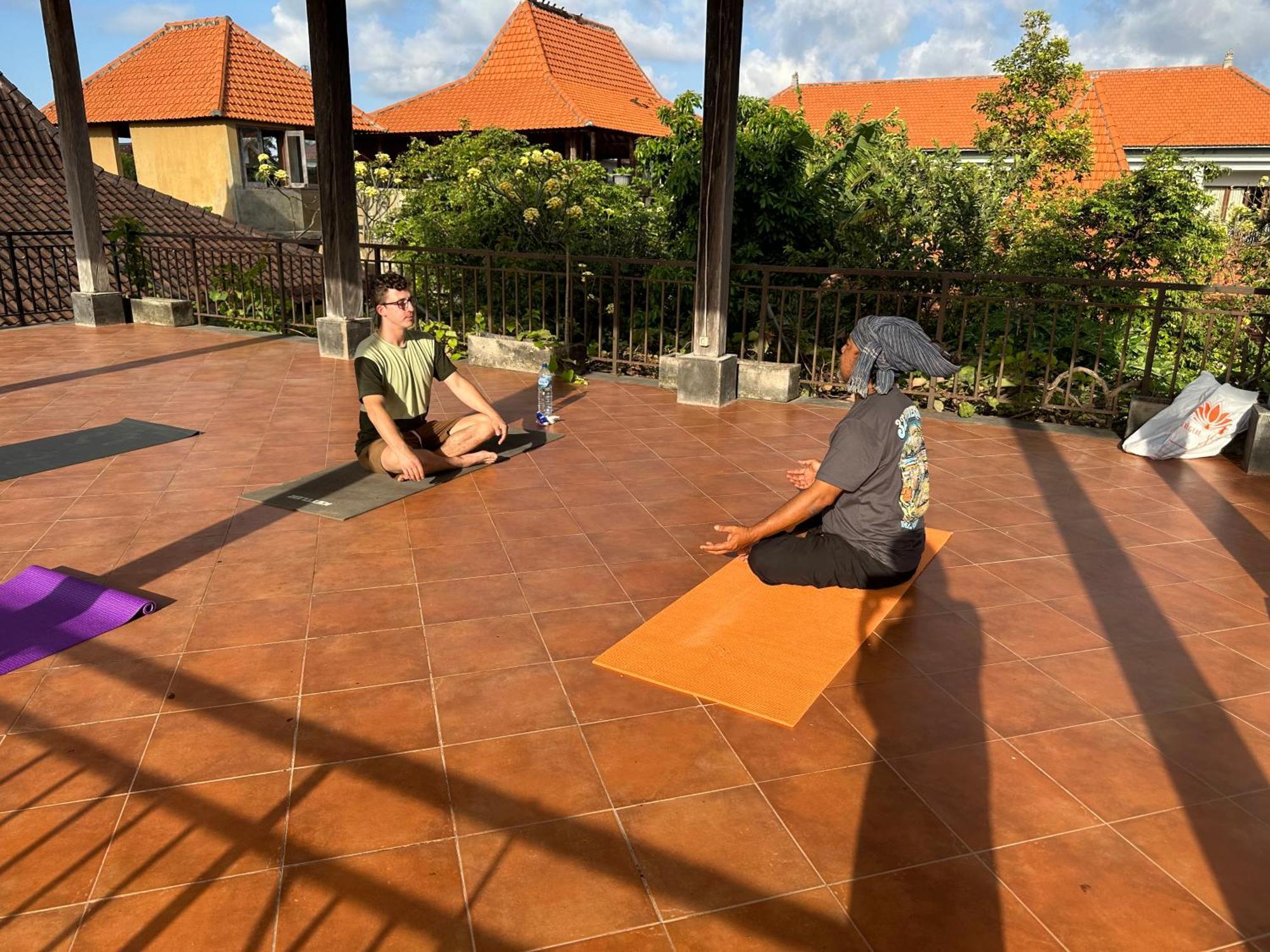 Diuma Residence Yoga Meditation Retreat And Healing Center Sanur Extérieur photo