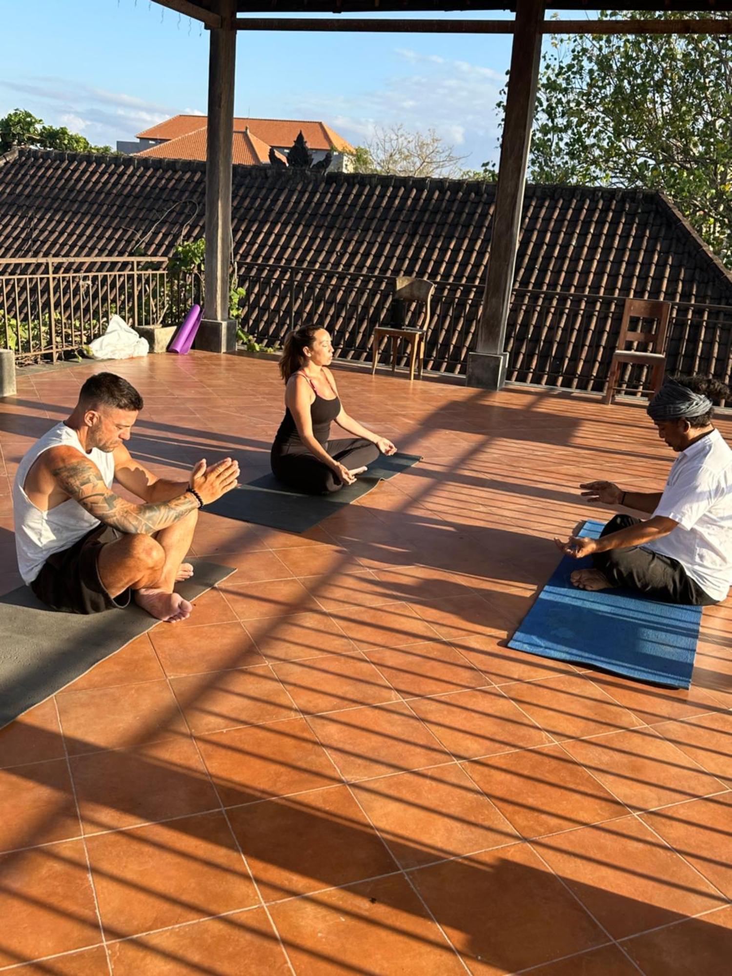 Diuma Residence Yoga Meditation Retreat And Healing Center Sanur Extérieur photo